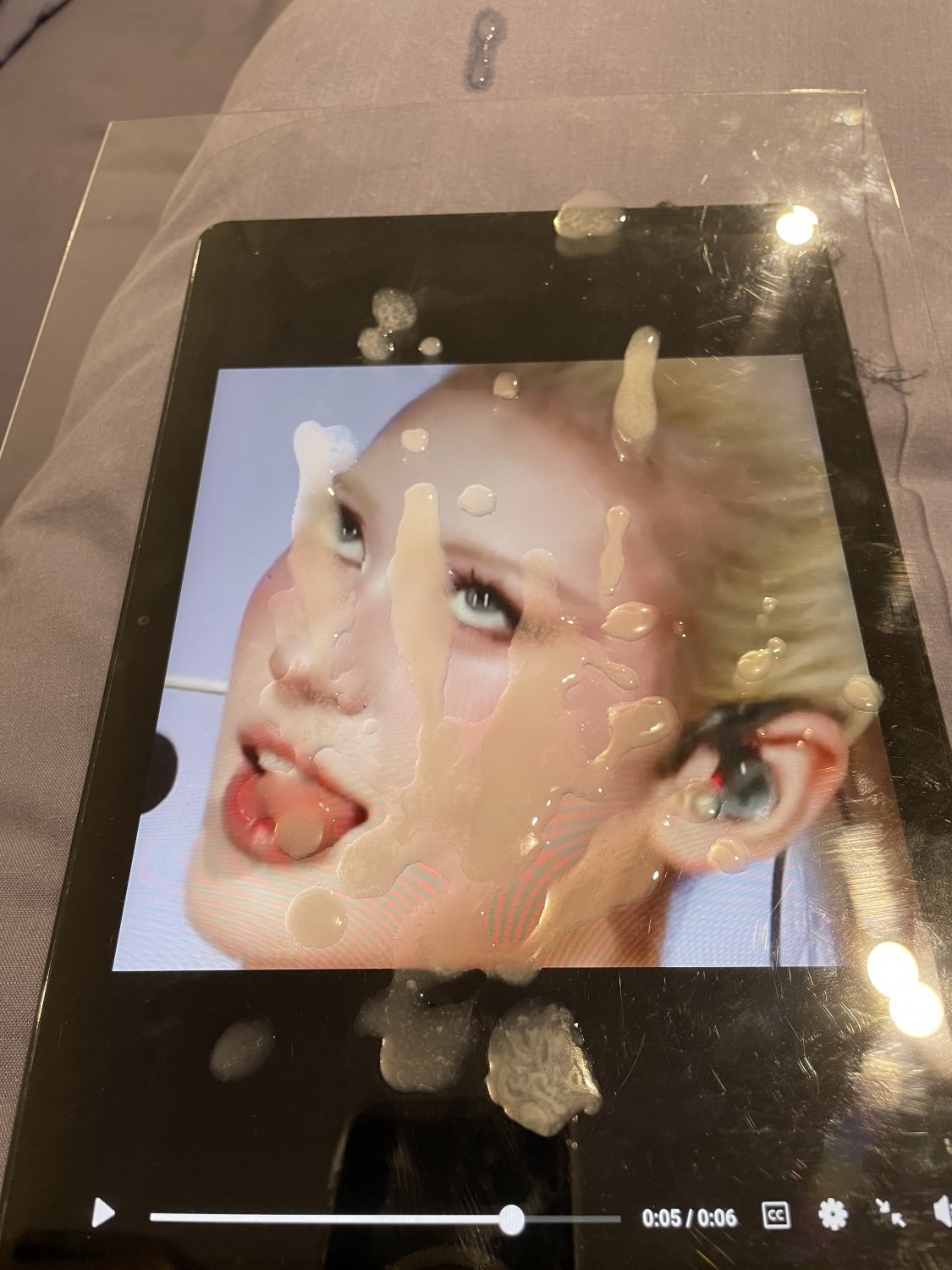 qOviQIzK Somi Kpop Cum Tribute 02.jpg